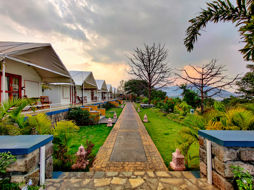 magnus cavers resort 3